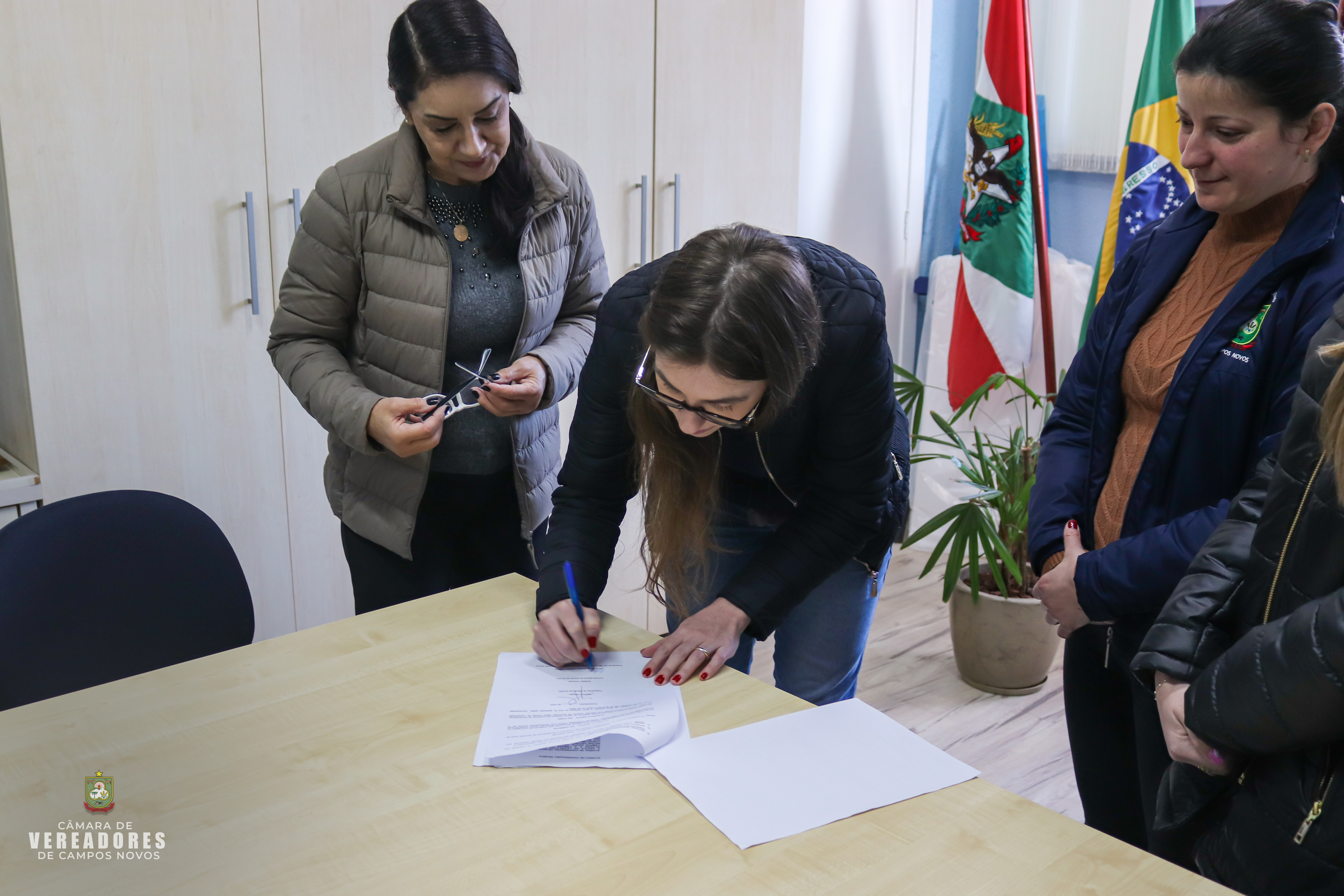Câmara de Vereadores de Campos Novos e ALESC assinam Acordo de Cooperação Técnica