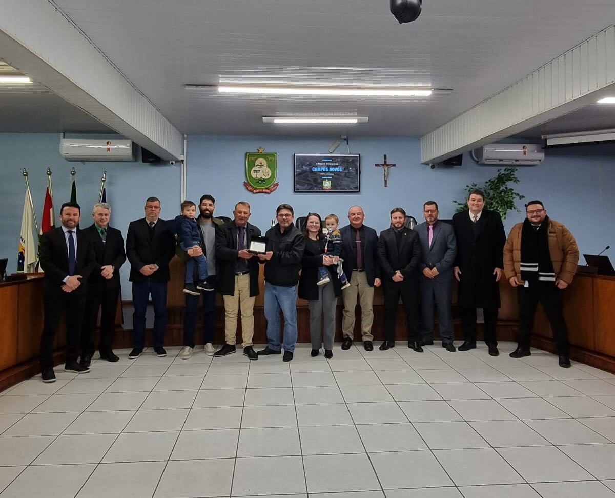 Empresário José Batista Stefanes (Totta) recebe Moção de Aplauso do Legislativo