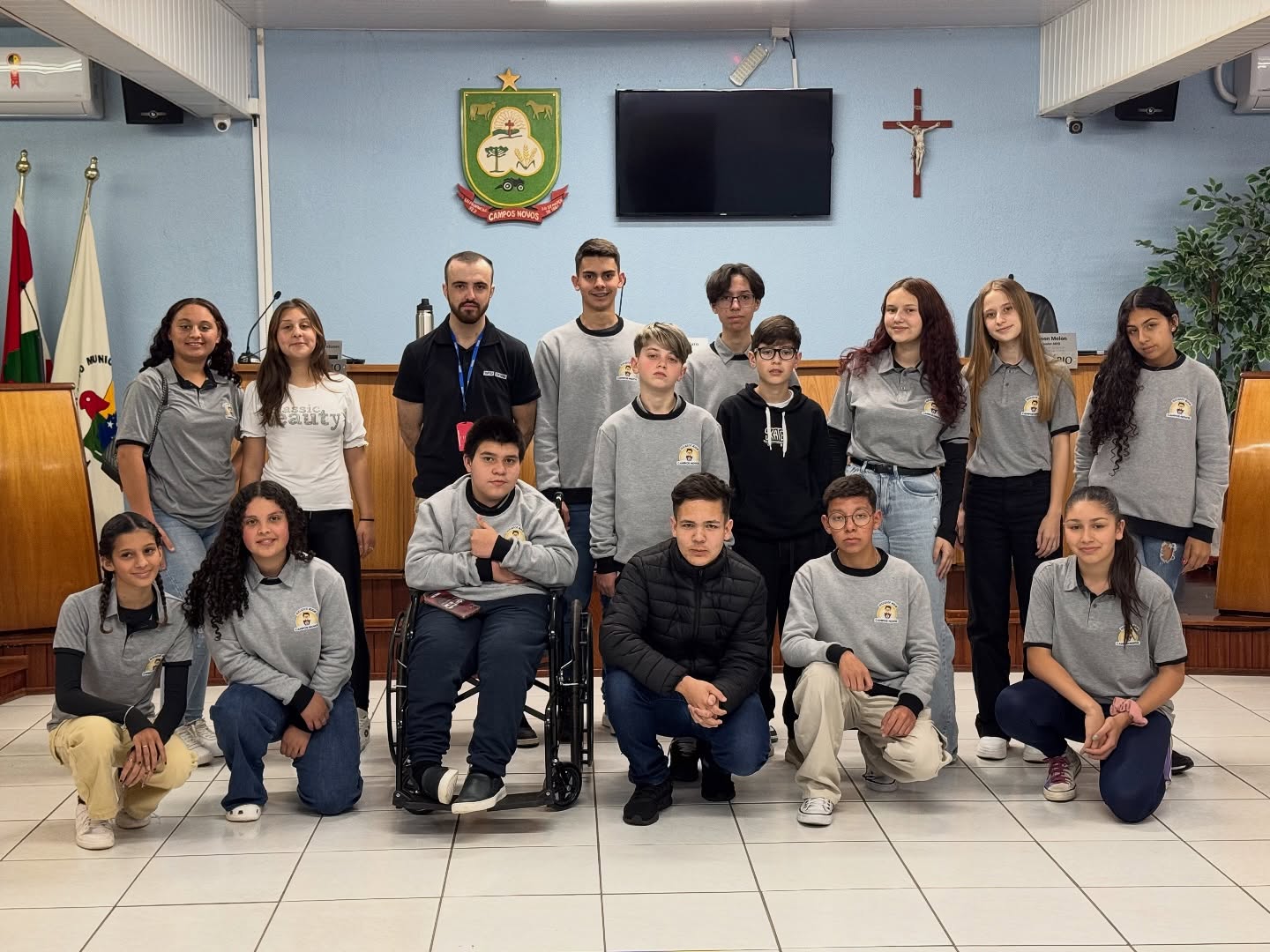 Vereadores Mirins recebem capacitação sobre criação e design digital